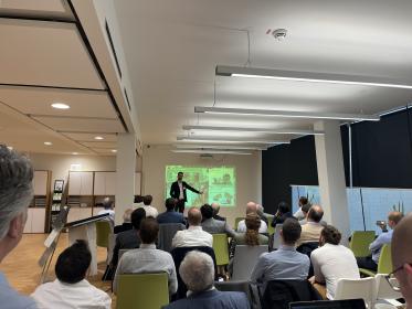 AZL Aachen GmbH: Kick-Off-Meeting zum Projekt "Trends und Designfaktoren für Wasserstoffdruckbehälter"
